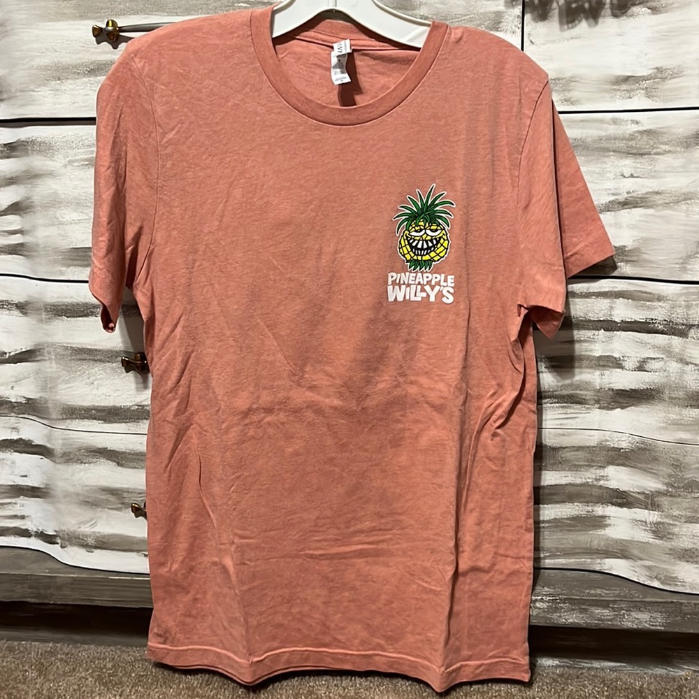 Pineapple Willy tee